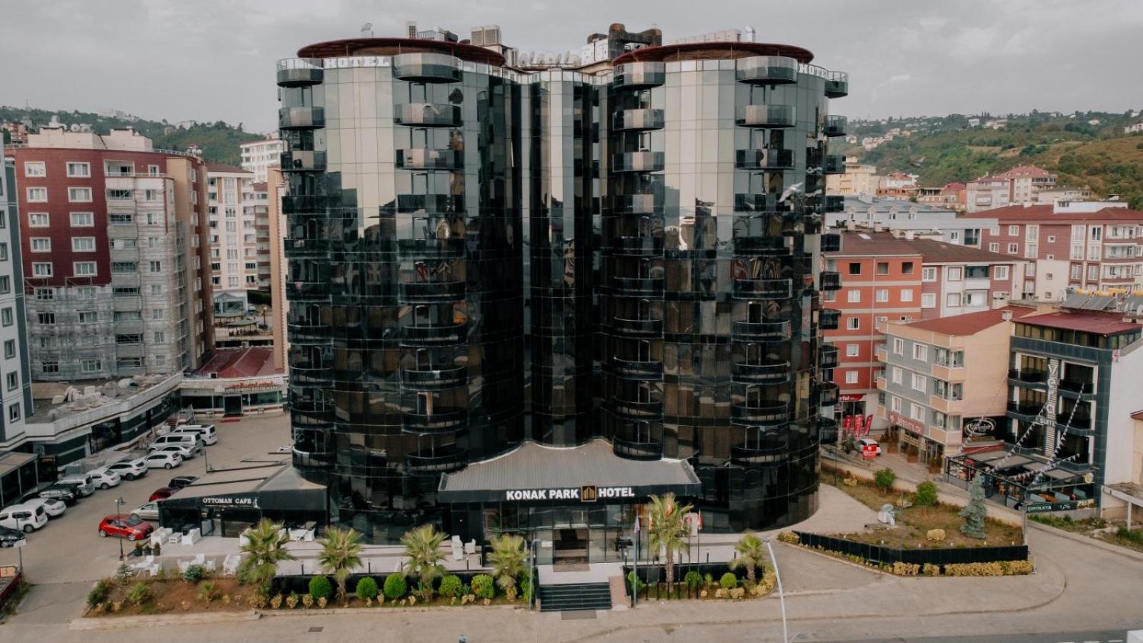 Konak Park Otel Yomra Trabzon Buitenkant foto