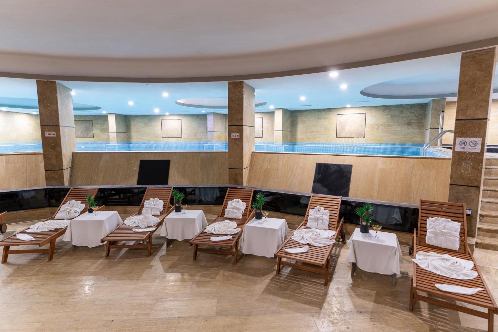Konak Park Otel Yomra Trabzon Buitenkant foto